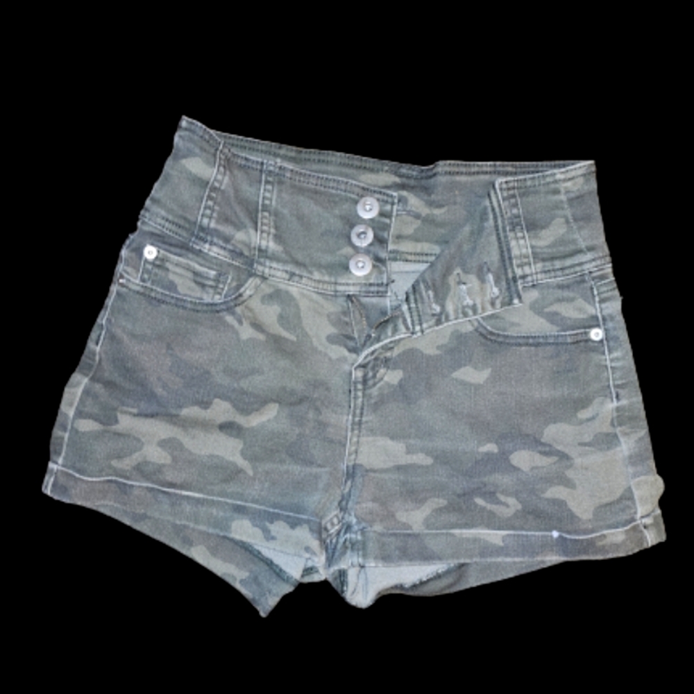 Mudd size 8 high rise cammo